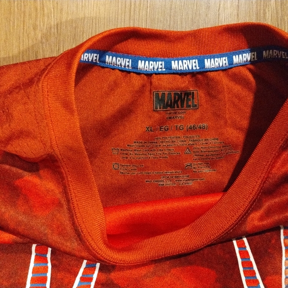 Spider-Man men's athletic shirt - Picture 2 of 3